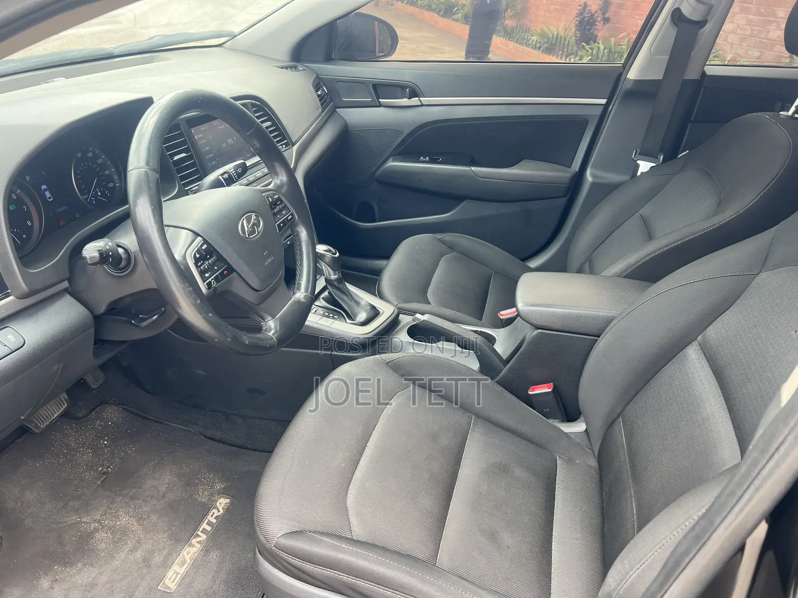 Hyundai Elantra 2018 Black