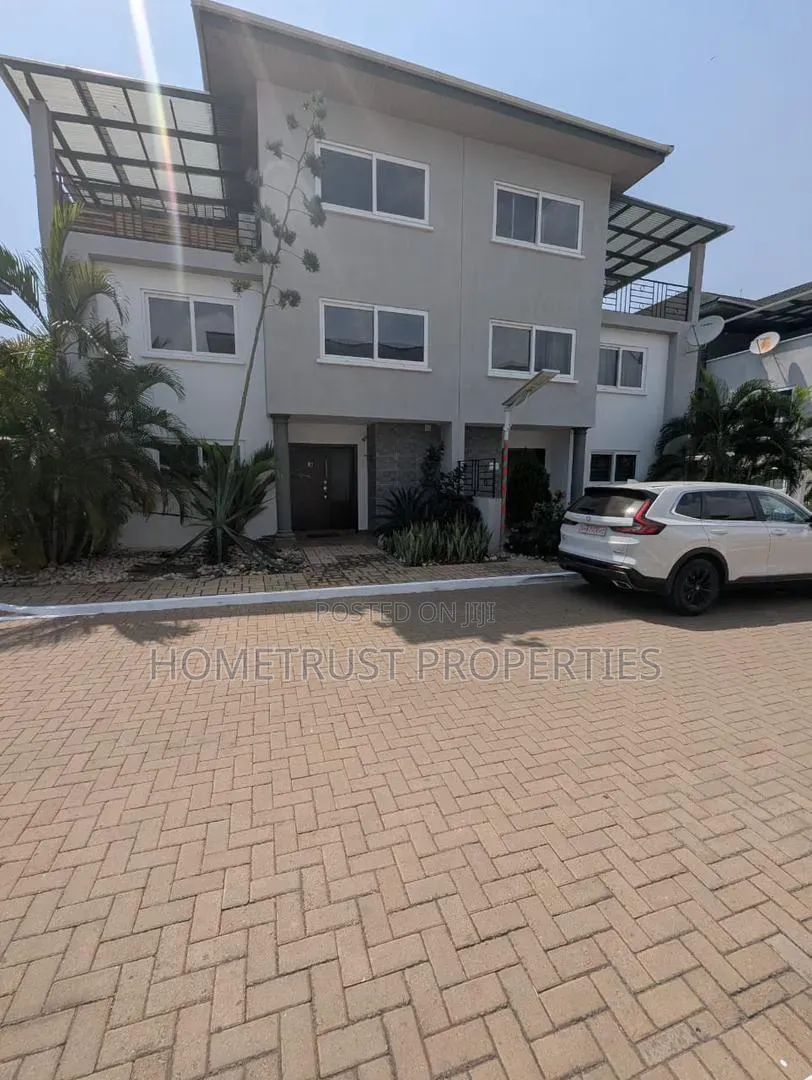 4bdrm Duplex in Cantonment, DVLA Area for rent
