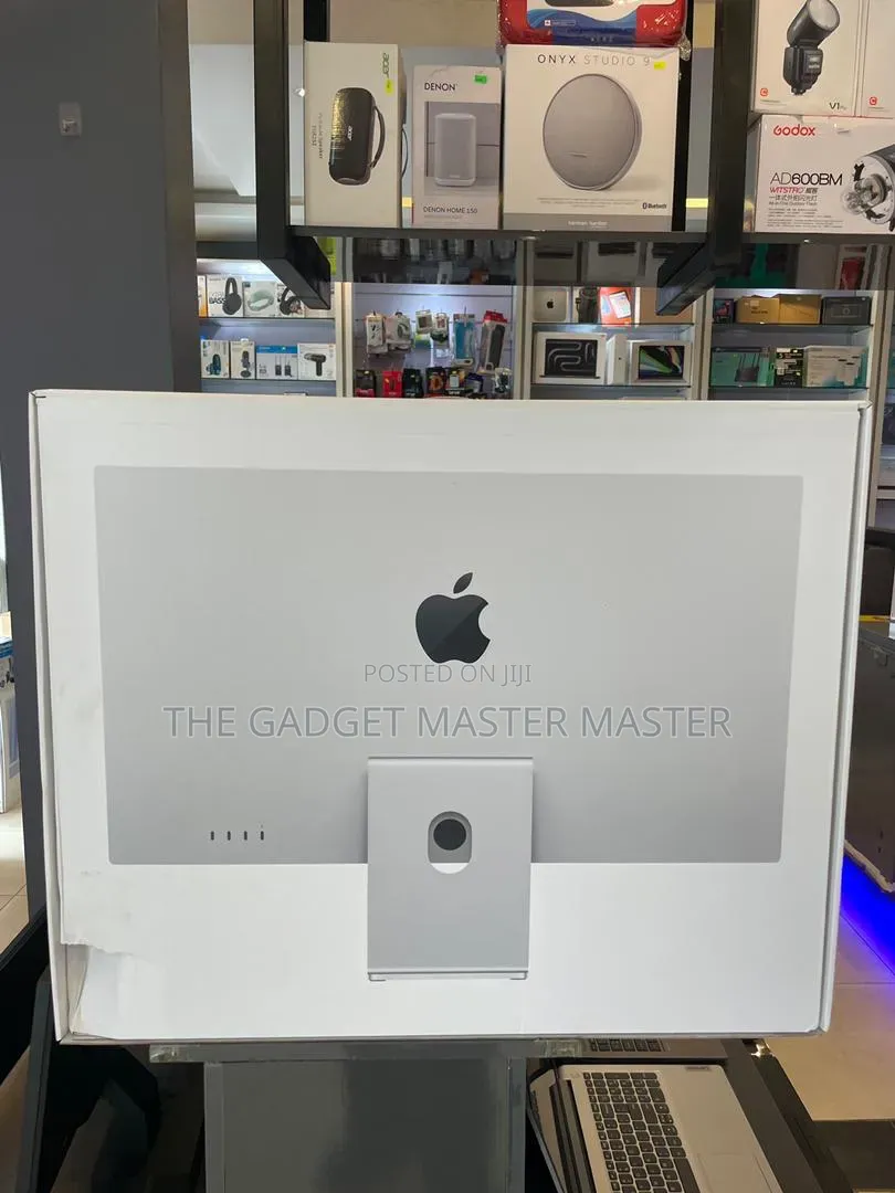 Apple 27" Studio Display 2026 Nano-Texture Glass