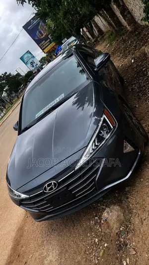 Hyundai Elantra SE 2020 Gray