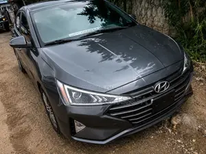 Hyundai Elantra SE 2020 Gray