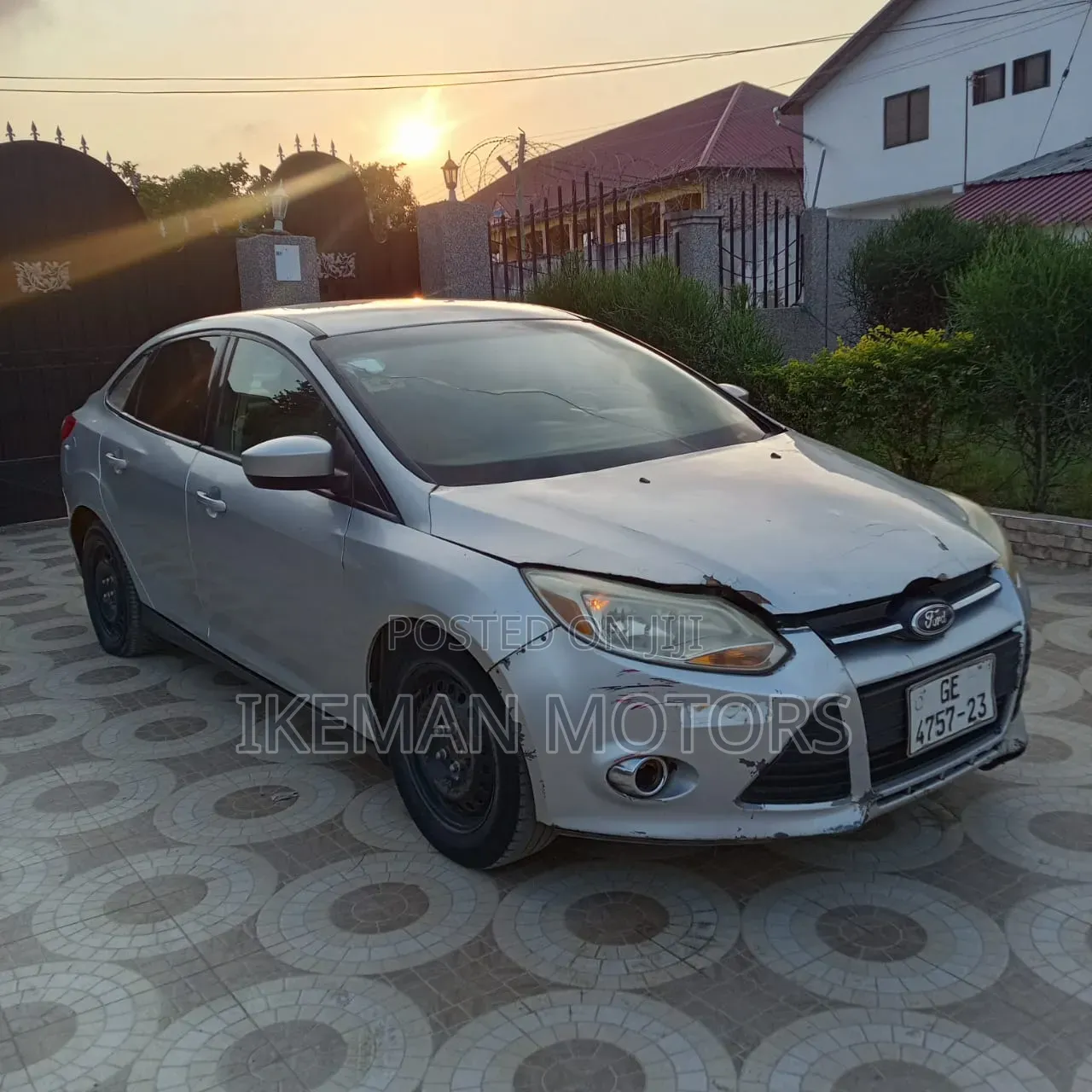 Ford Focus S 4dr Sedan (2.0L 4cyl 5M) 2015 Silver