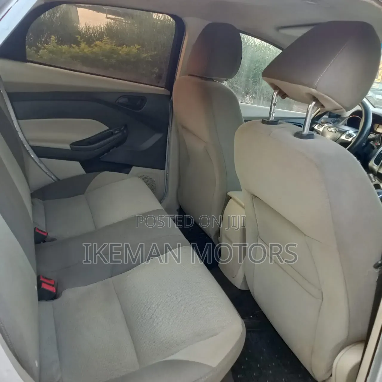 Ford Focus S 4dr Sedan (2.0L 4cyl 5M) 2015 Silver