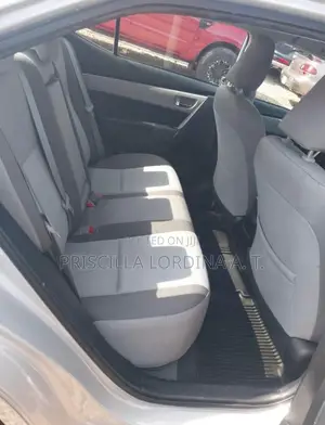 Toyota Corolla LE (1.8L 4cyl 2A) 2019 Silver