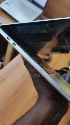 Laptop Apple MacBook Pro 2020 8GB Intel Core i5 SSD 256GB