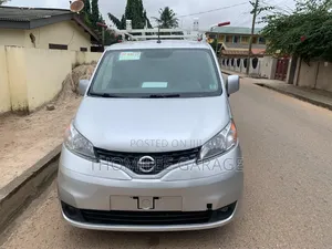 Nissan NP200 2020 Silver