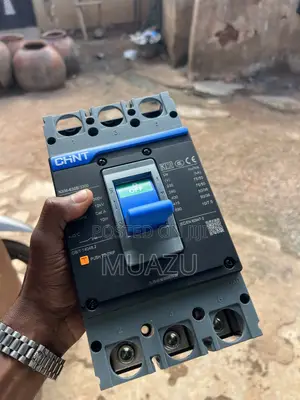 McCb Circuit Breaker 500A
