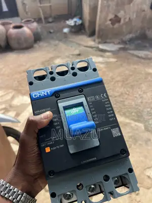 McCb Circuit Breaker 500A