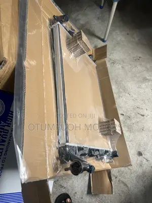 Hyundai Elantra 2007 2008 2009 2010 Radiator (Water Tank)