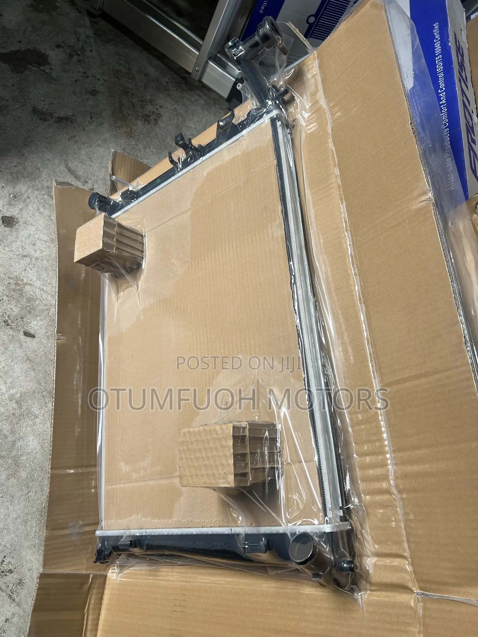 Hyundai Elantra 2007 2008 2009 2010 Radiator (Water Tank)