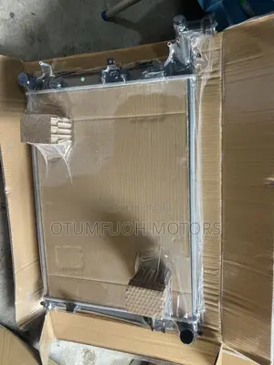 Hyundai Elantra 2007 2008 2009 2010 Radiator (Water Tank)