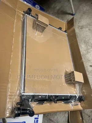 Hyundai Elantra 2007 2008 2009 2010 Radiator (Water Tank)