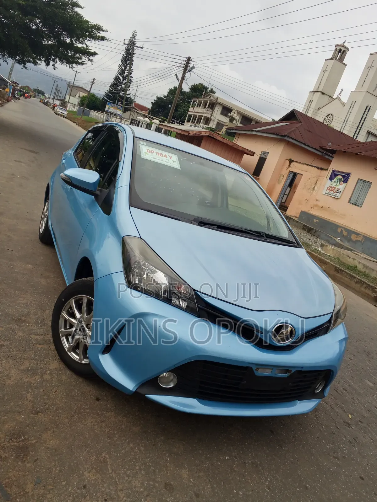 Toyota Vitz 1.3 AWD 5dr 2016 Blue