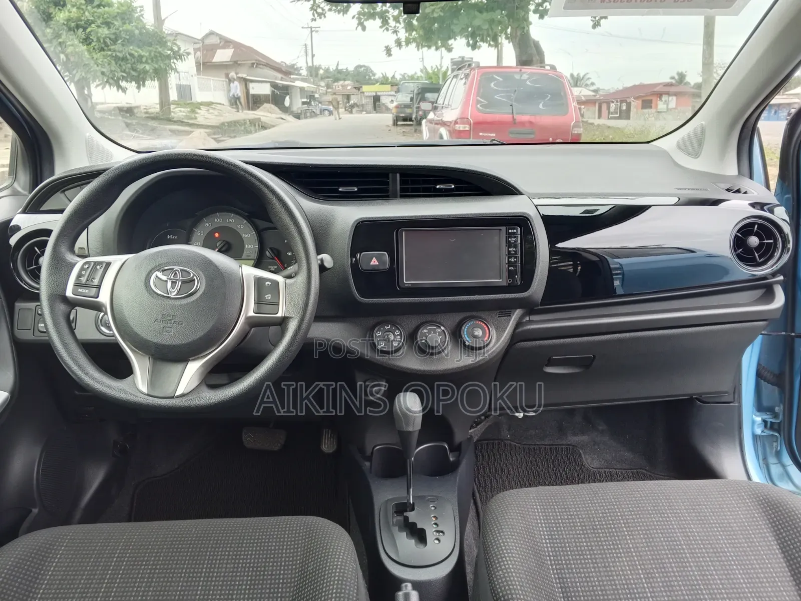 Toyota Vitz 1.3 AWD 5dr 2016 Blue