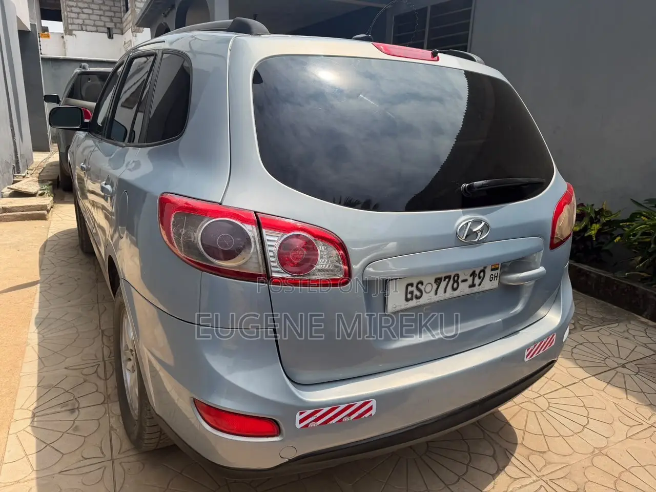Hyundai Santa Fe 2011 Blue