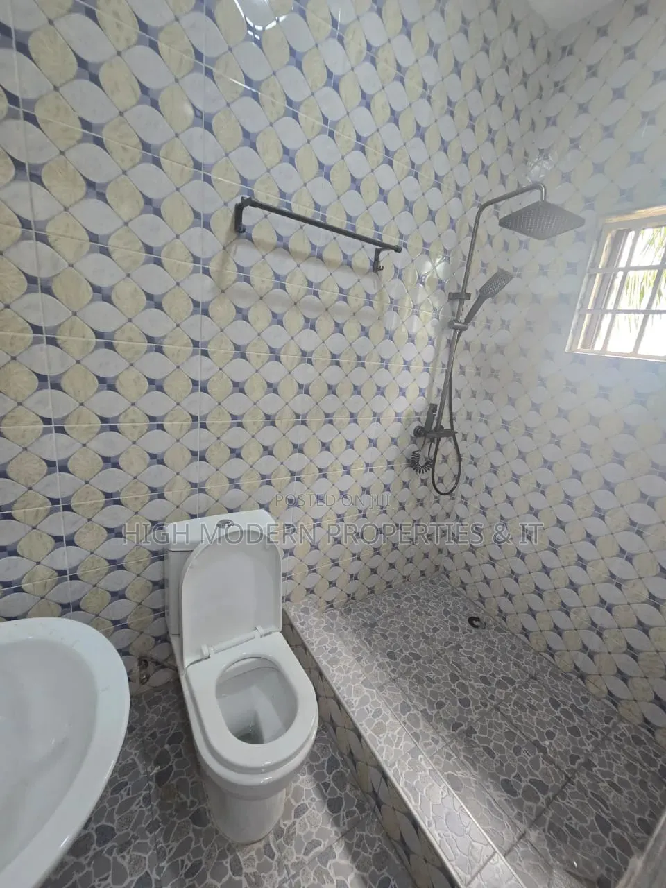 2bdrm Apartment in Teshie Tebibiano, Accra Metropolitan for rent