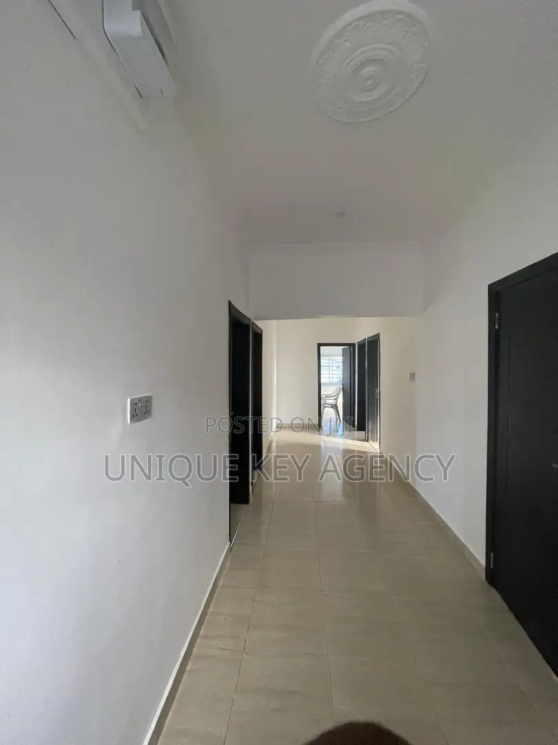 3bdrm Apartment in Unique Key Agency, Teshie for rent