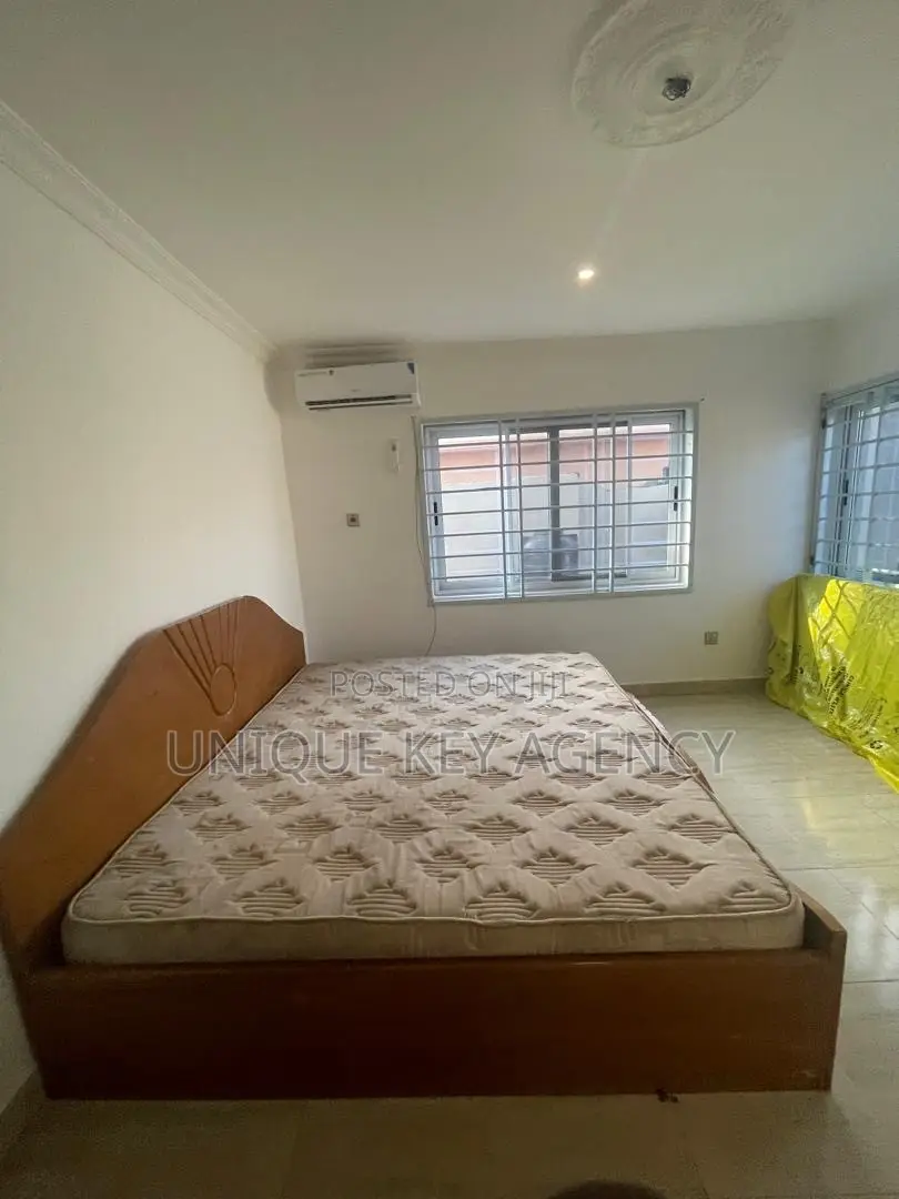 3bdrm Apartment in Unique Key Agency, Teshie for rent