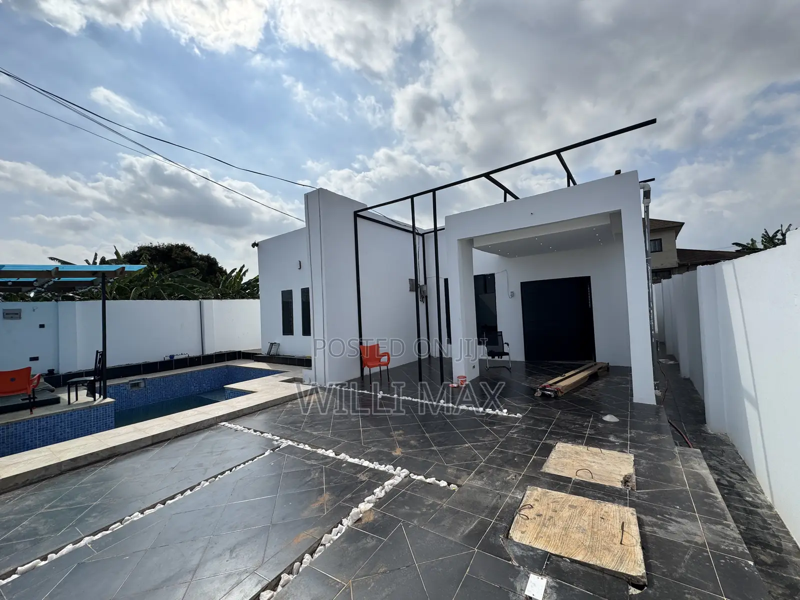 2bdrm Bungalow in Oyarifa for sale