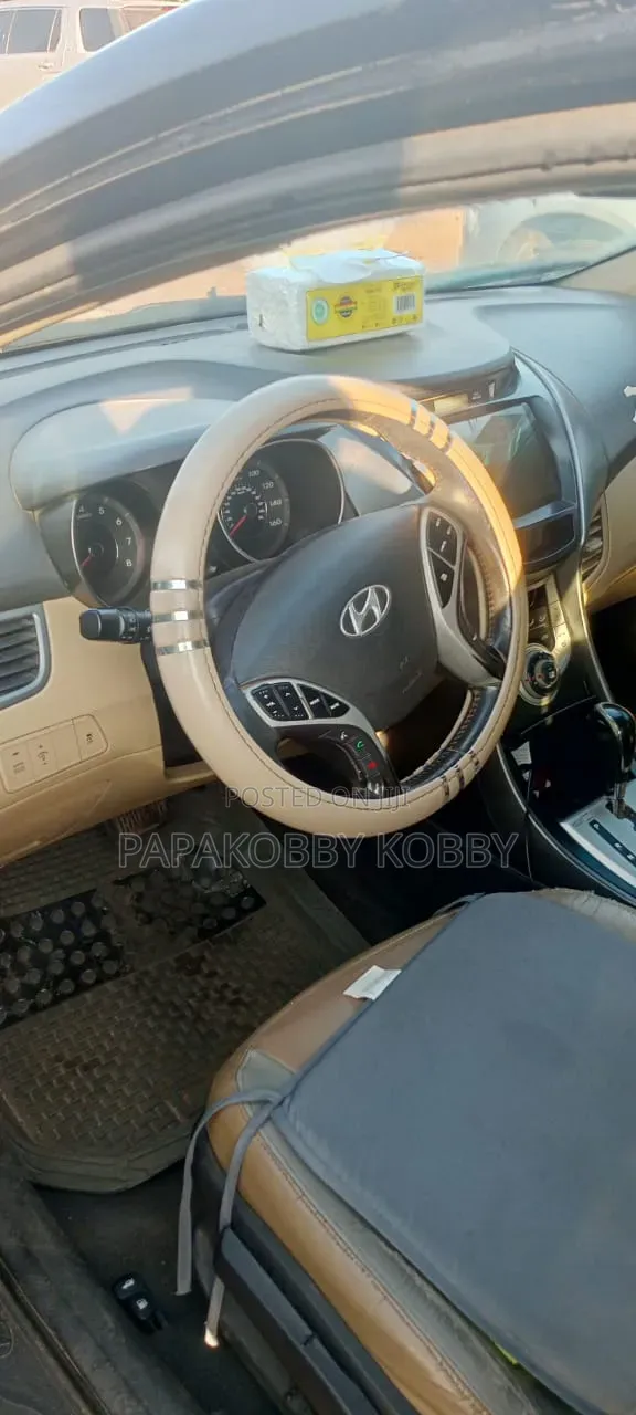 Hyundai Elantra SE 4dr Sedan (1.8L 4cyl 6M) 2014 Black
