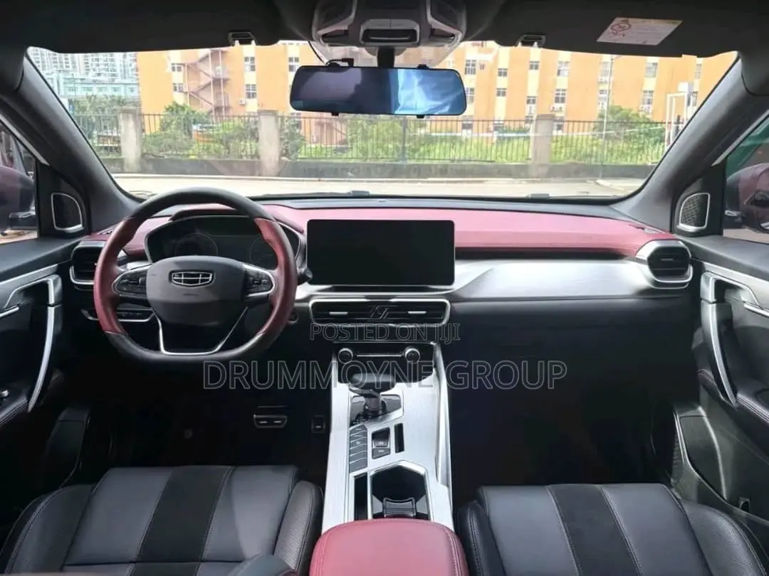 Geely Coolray 1.5 FWD 2022 White
