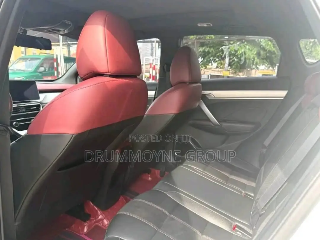 Geely Coolray 1.5 FWD 2022 White