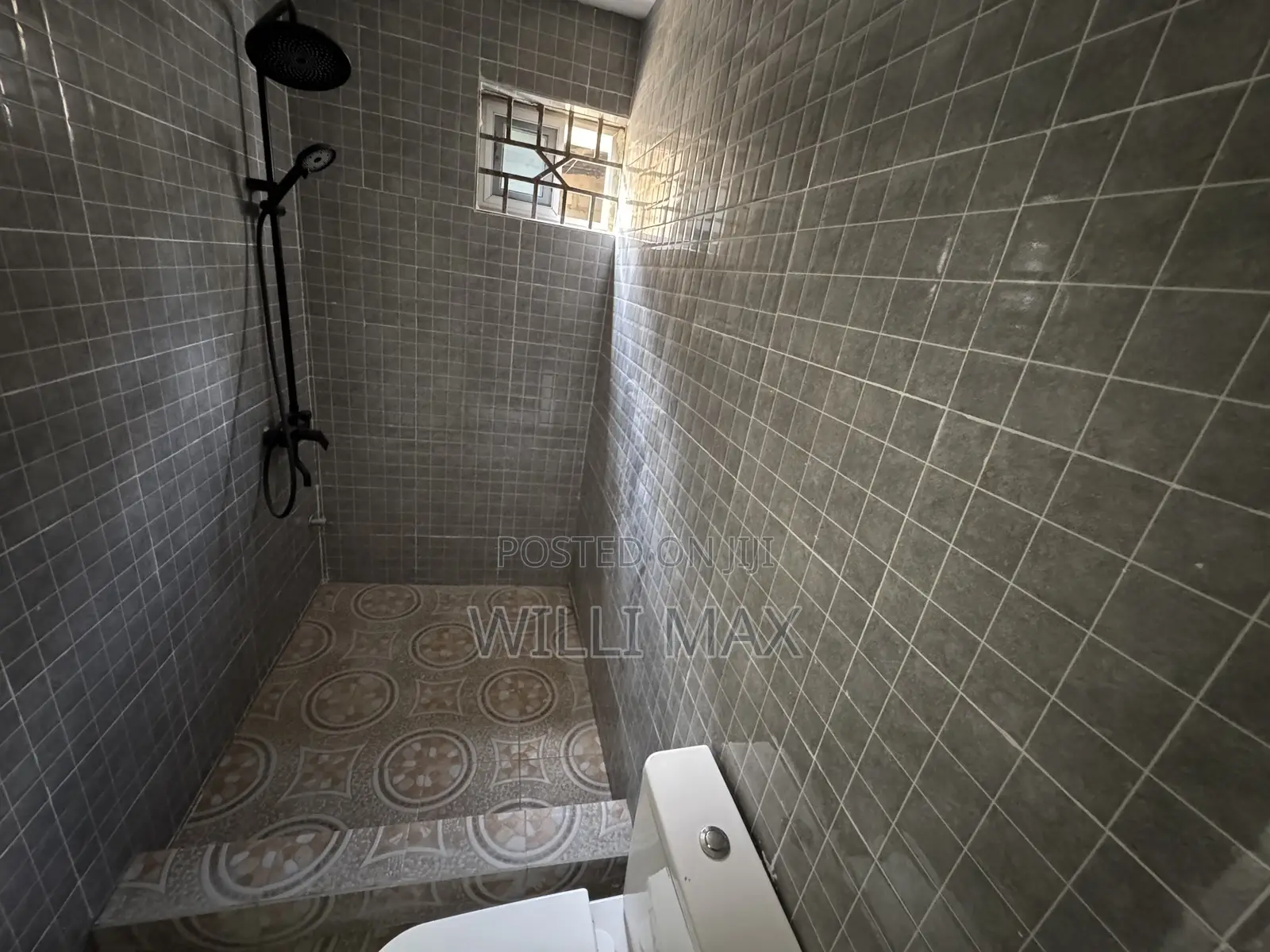 3bdrm Bungalow in Oyarifa for sale