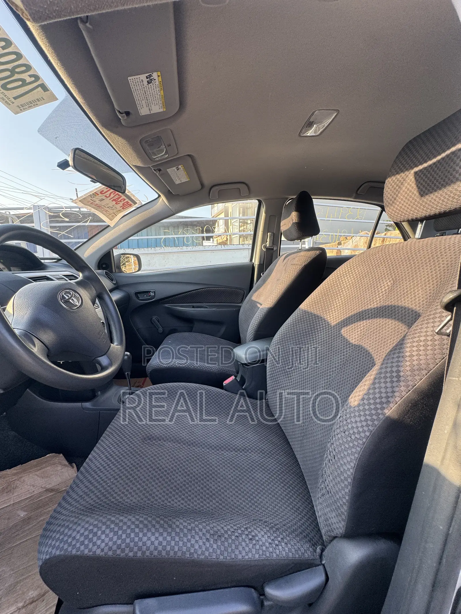 Toyota Yaris 1.3 VVT-i Automatic 2008 Silver