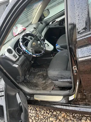 Toyota Matrix Hatchback FWD (1.8L 4cyl 5M) 2008 Black