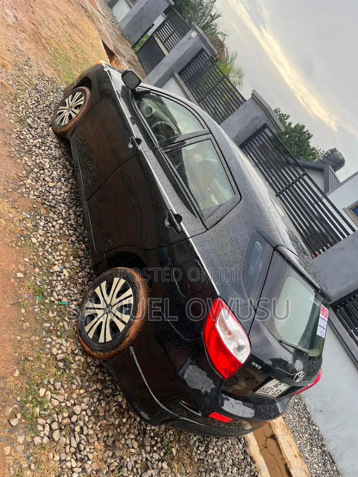 Toyota Matrix Hatchback FWD (1.8L 4cyl 5M) 2008 Black