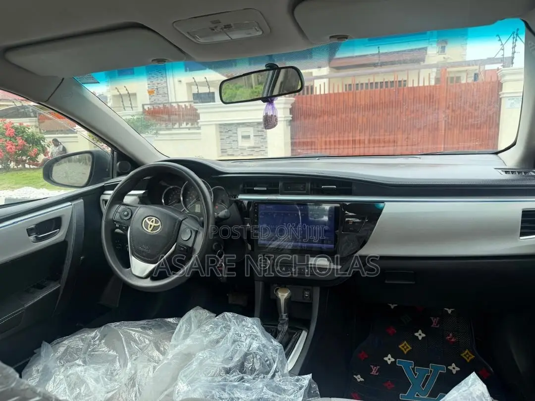 Toyota Corolla 2015