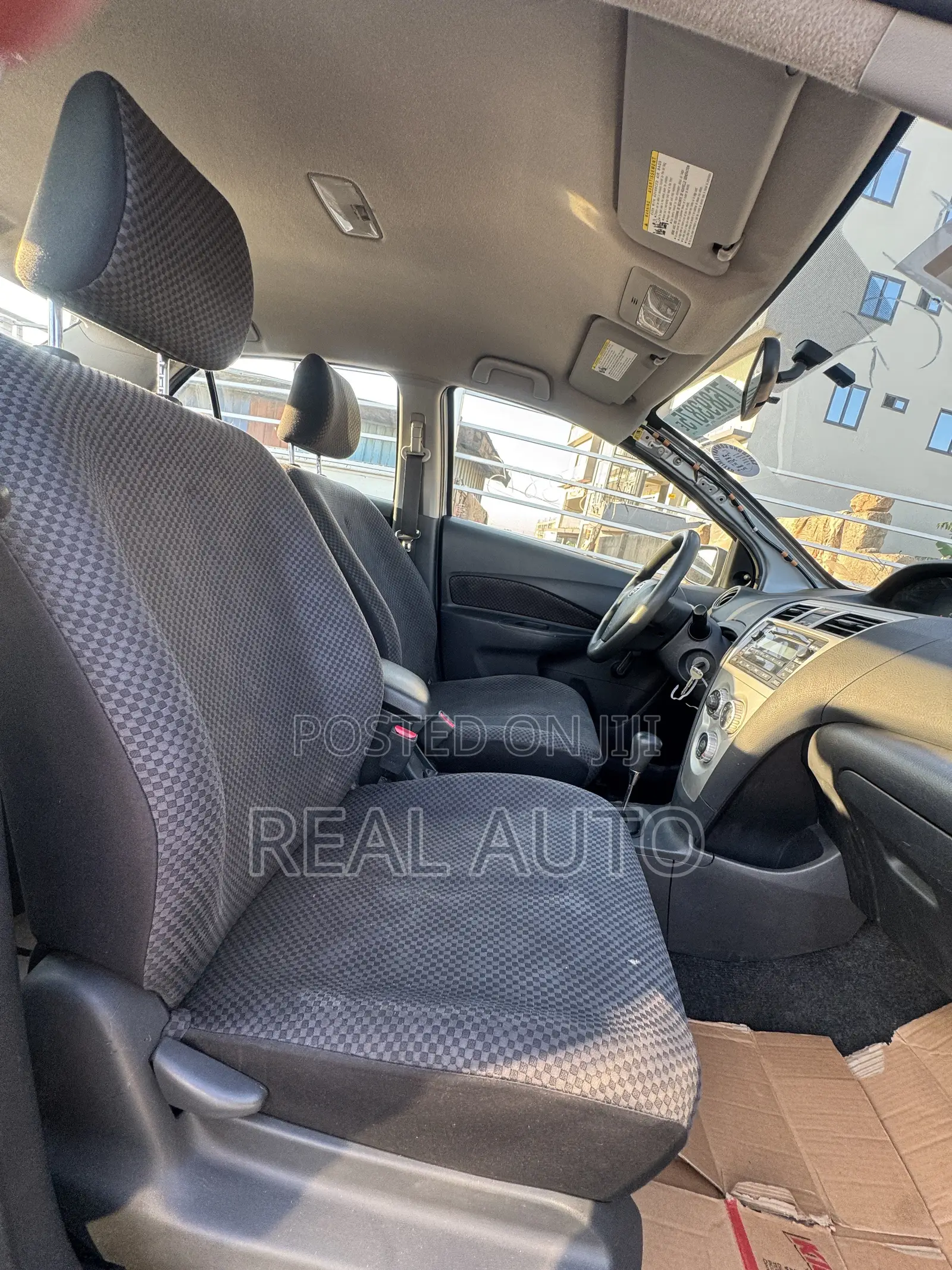 Toyota Yaris 1.3 VVT-i Automatic 2008 Silver