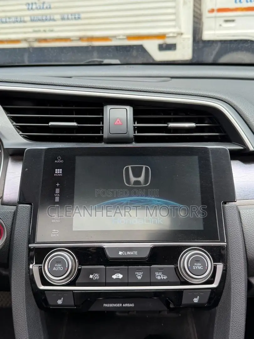 Honda Civic Touring 4dr Sedan (1.5L 4cyl) 2017