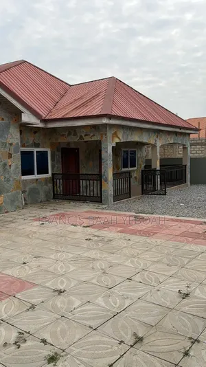 3bdrm House in Shining Star Real, Gomoa East for rent