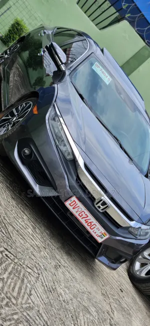 Honda Civic Touring 4dr Sedan (1.5L 4cyl) 2017 Gray