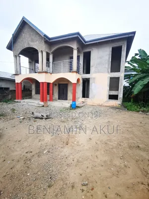 4bdrm House in Paraku, Ablorh Adjei for sale