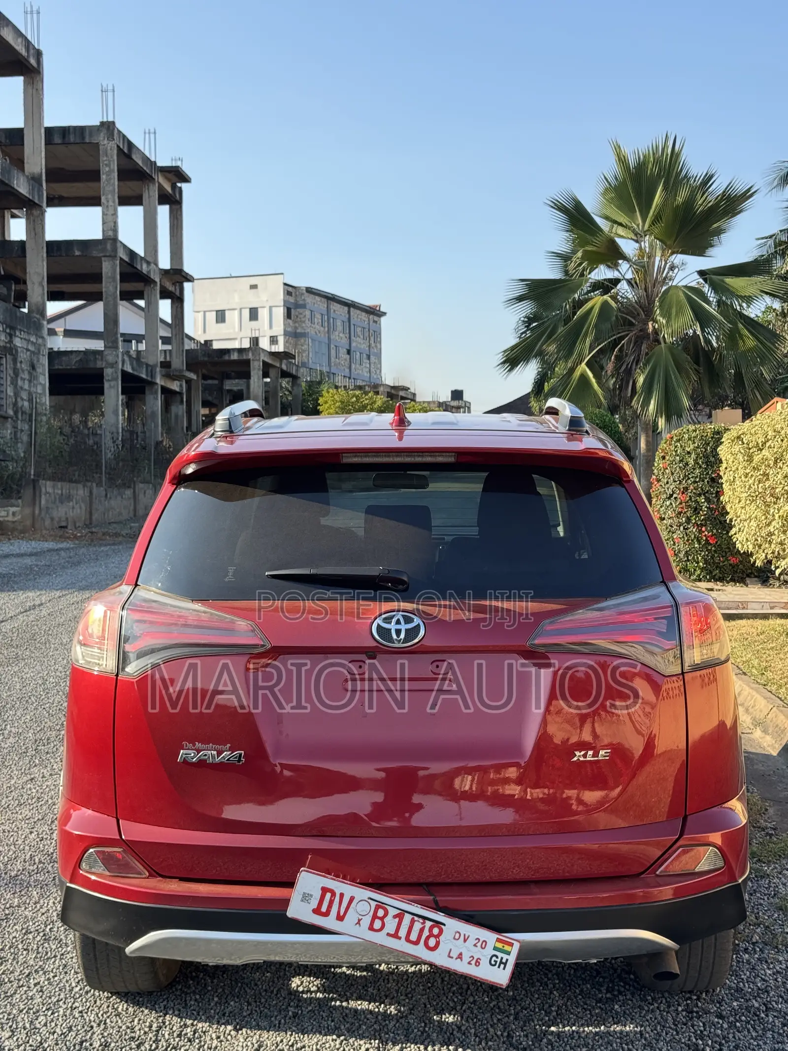 Toyota RAV4 XLE 4dr SUV AWD (2.5L 4cyl 6A) 2018 Red