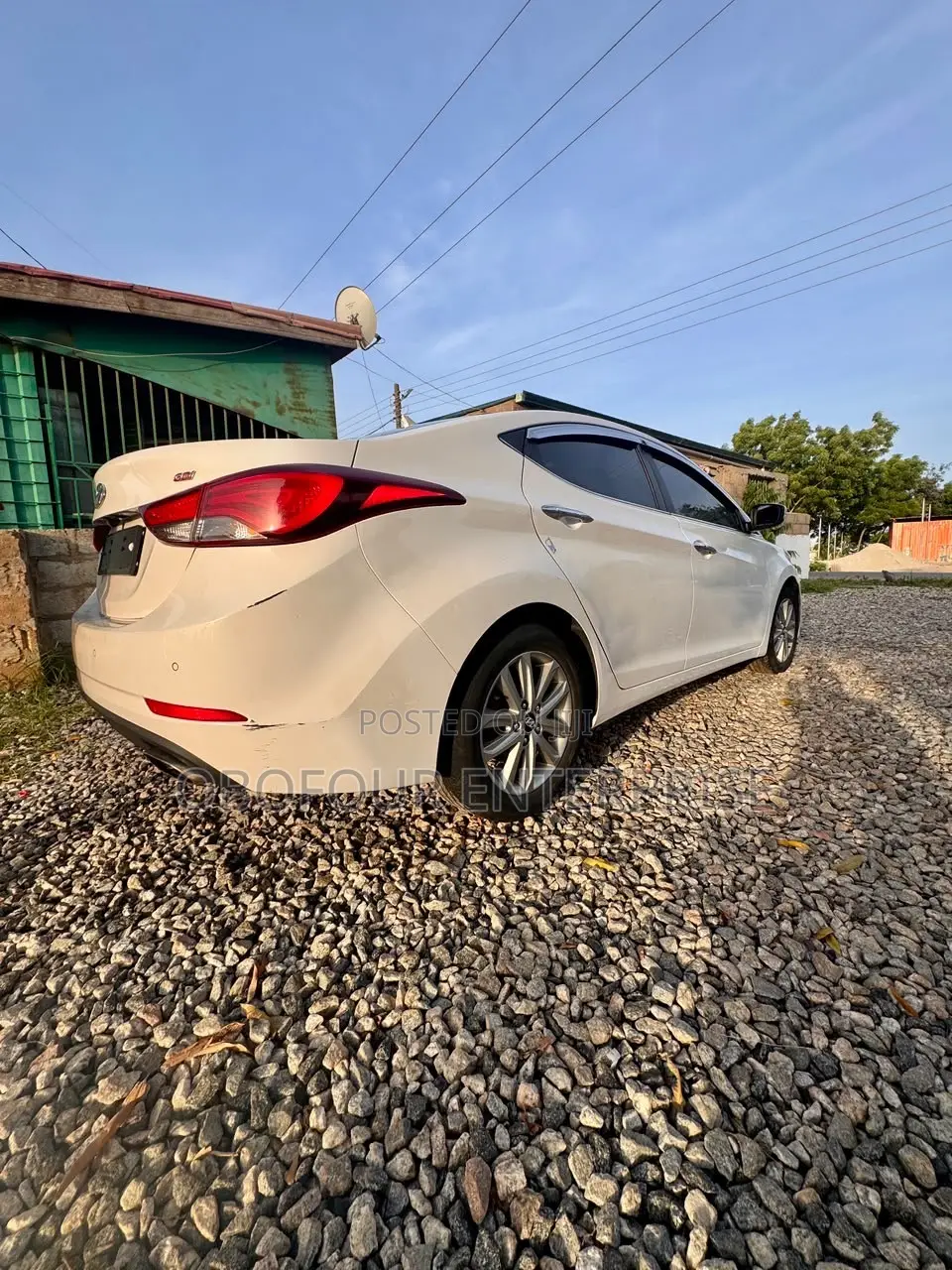 Hyundai Elantra Limited 4dr Sedan (1.8L 4cyl 6A) 2015 White