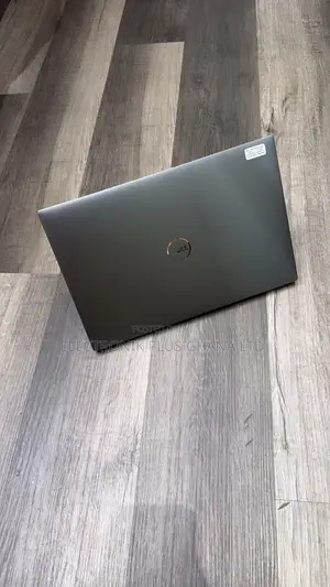 Laptop Dell Precision 5560 32GB Intel Core i7 SSD 512GB