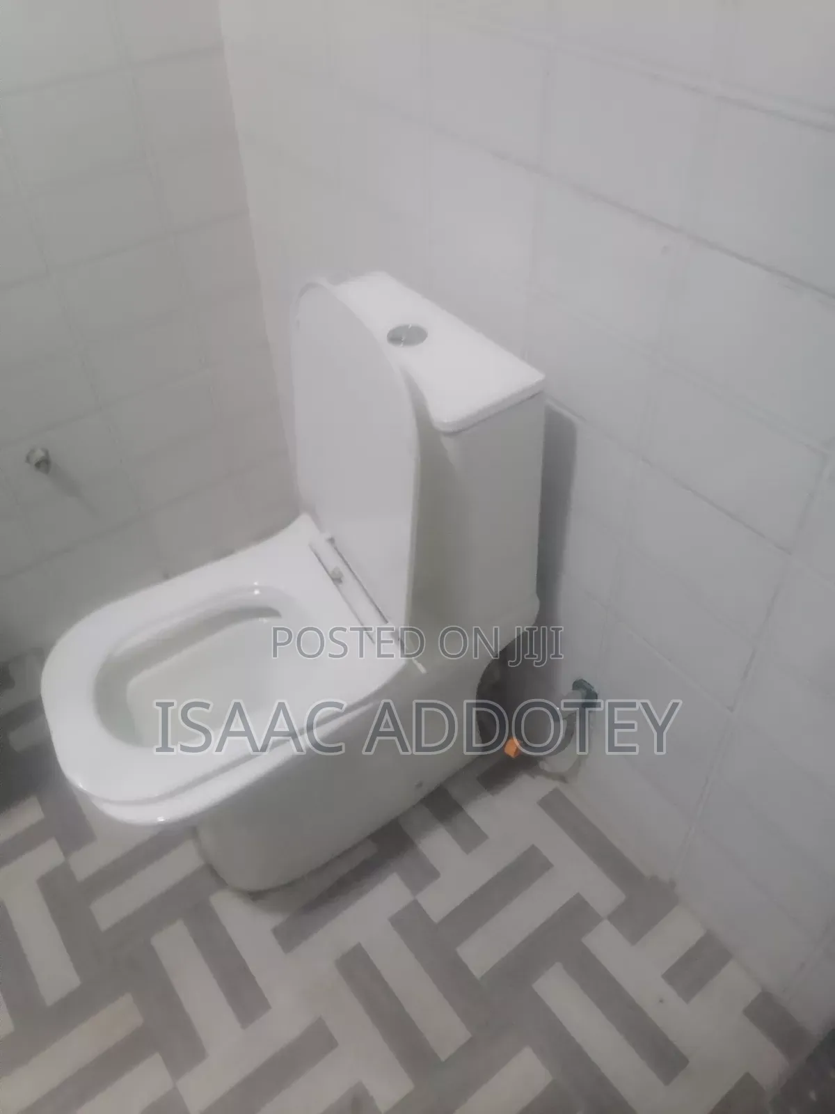 2bdrm Apartment in Spintex Kotobabi No2, Baatsona Total for rent