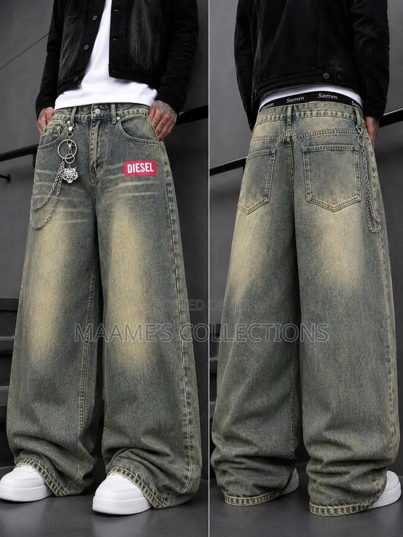 Men’s Light-Wash, Wide-Leg Baggy Denim Jeans