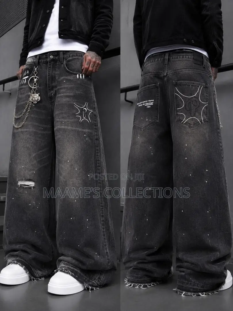 Men’s Light-Wash, Wide-Leg Baggy Denim Jeans