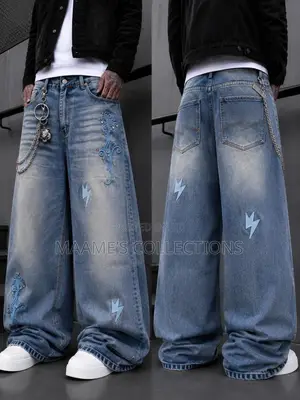 Men’s Light-Wash, Wide-Leg Baggy Denim Jeans