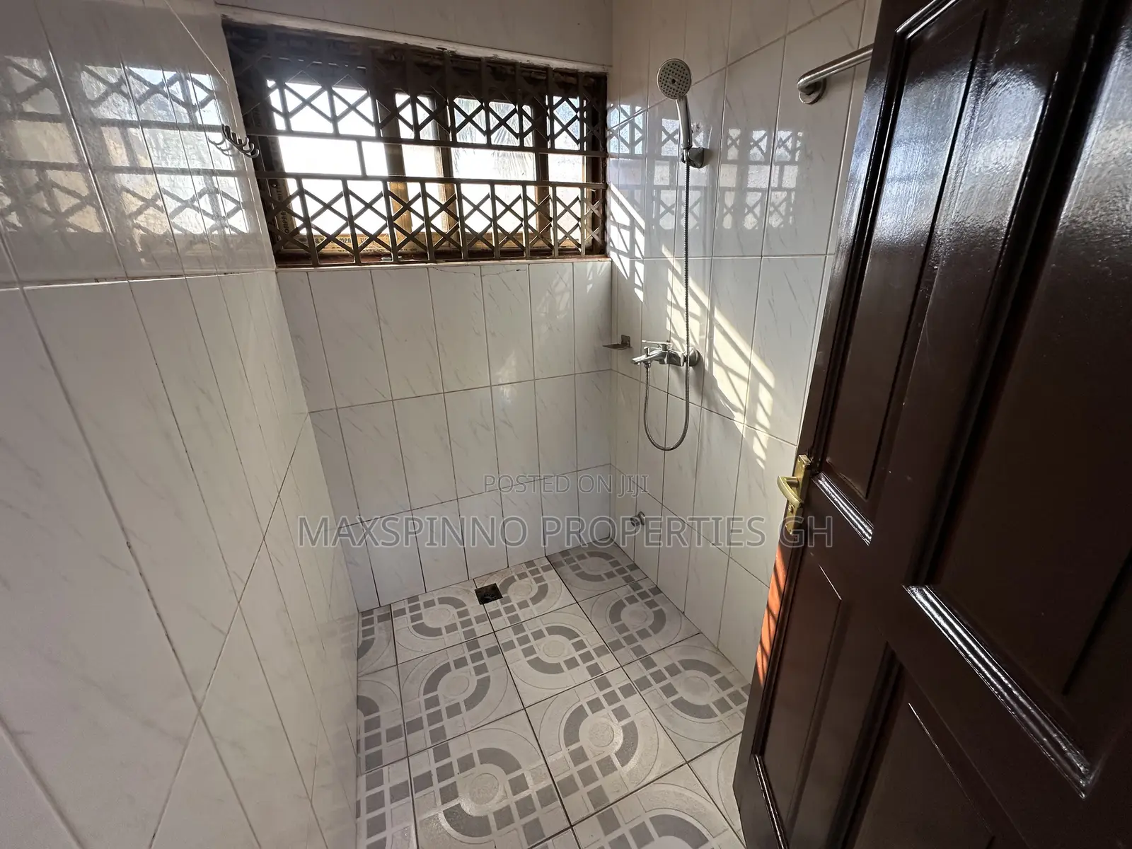 1bdrm Apartment in Maxspinno Properties, School Park Area for rent