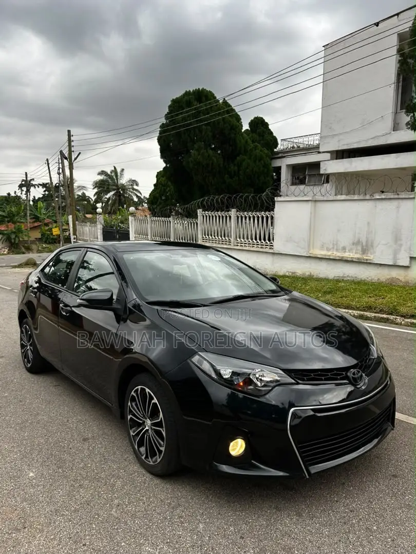 Toyota Corolla S 4dr Sedan (1.8L 4cyl CVT) 2016 Black