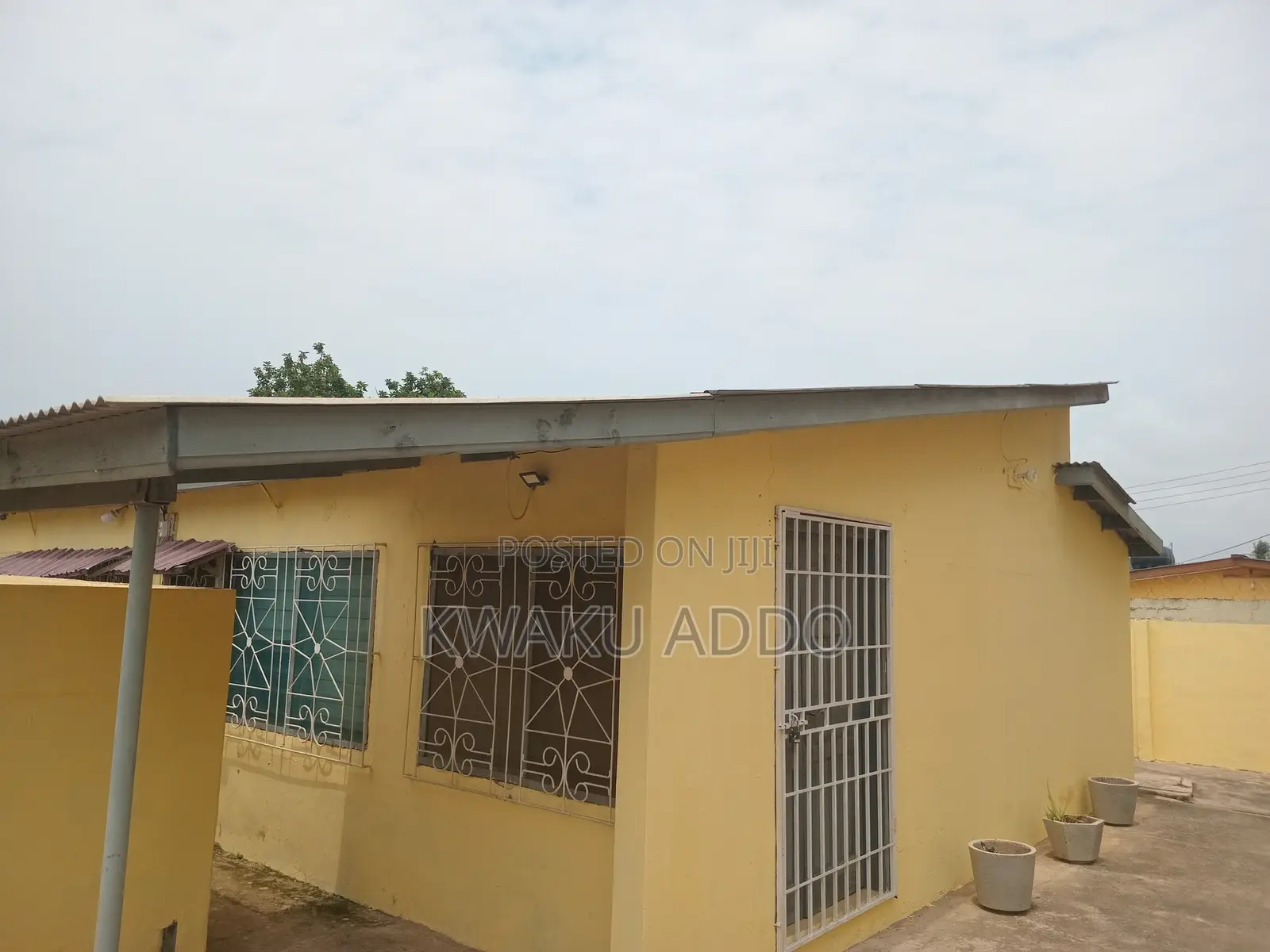 2 Bedroom House With Big Hall for Rent at North Kaneshie