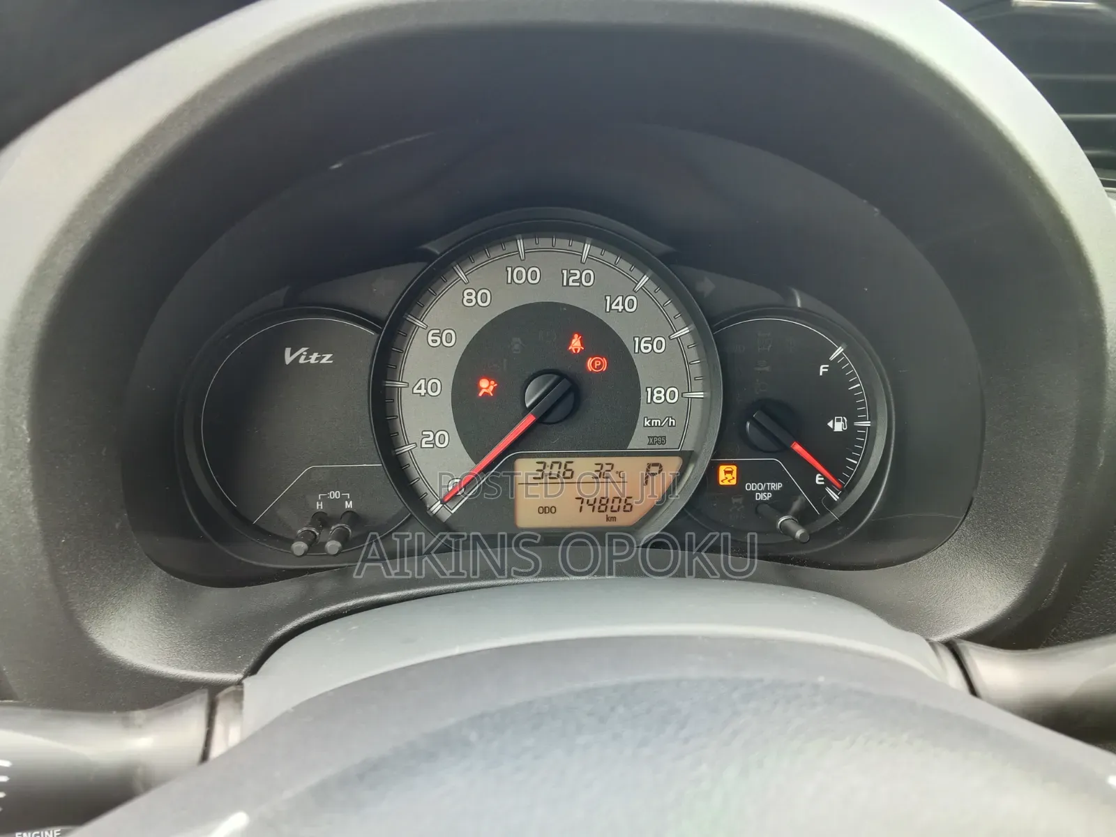 Toyota Vitz 1.3 AWD 5dr 2015 Blue