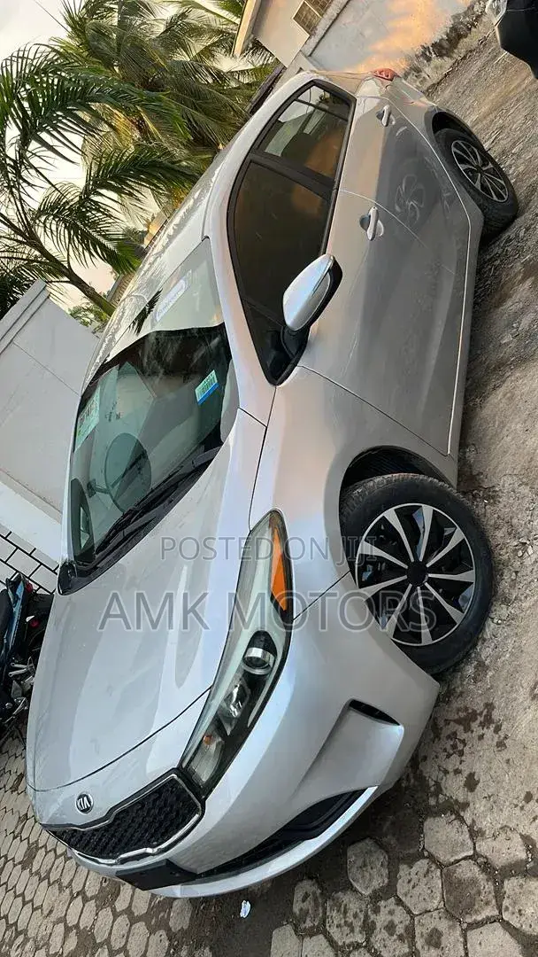 Kia Forte 2018 Silver