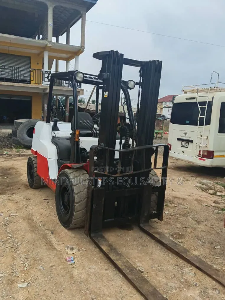 6 Tones Forklift for Rent
