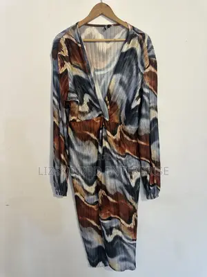 Long-Sleeve Plissé Midi Dress by Boohoo
